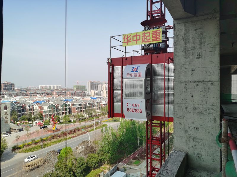施工(gōng)升降機